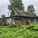 В Тверской области во время пожара в частном доме погибли 3 человека