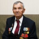 Виталий Королев поздравил участника Великой Отечественной войны Арсения Михайловича Сухопарова с высокой государственной наградой