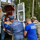 Под Бежецком спасатели МЧС и волонтеры нашли мужчину, который заблудился лесу и нуждался в медицинской помощи